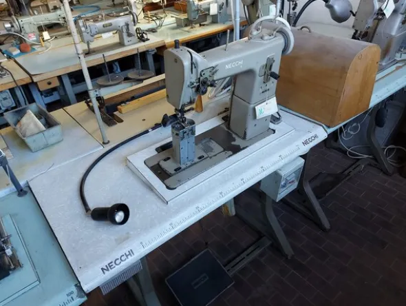 10#7419 Macchine per cucire