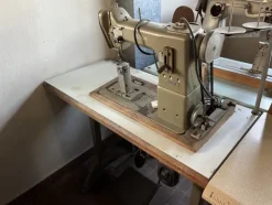 10#7419 Macchine per cucire