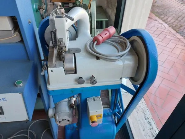 6#7419 Macchine per cucire