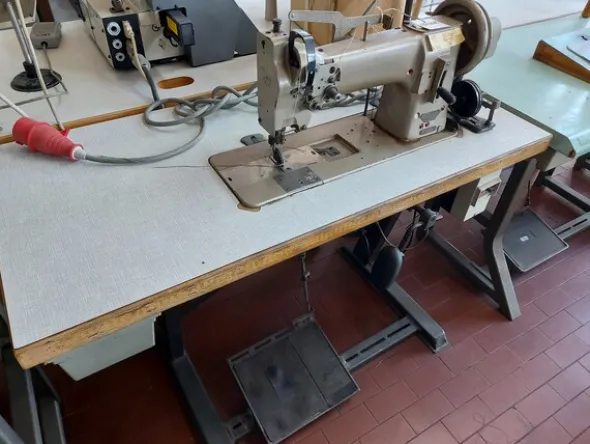 6#7419 Macchine per cucire