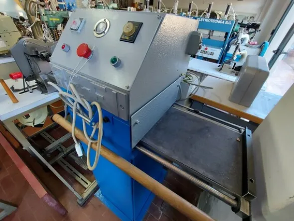 5#7419 Macchine per cucire