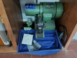 2#7419 Macchine per cucire e per pelletteria