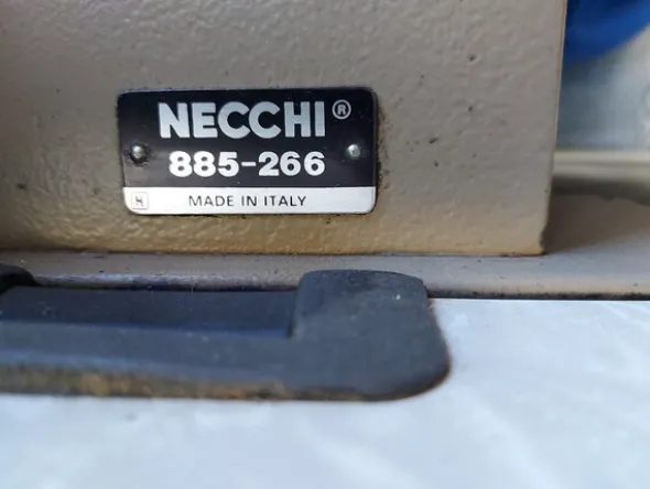 2#7419 Macchine per cucire e per pelletteria