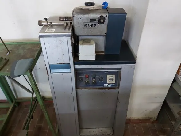 18#7419 Macchine per cucire e per pelletteria
