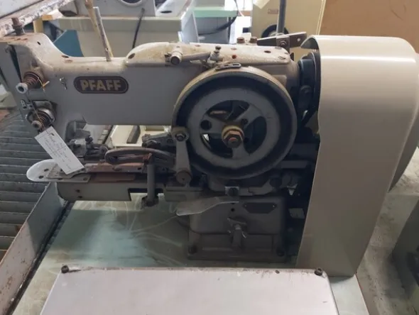 18#7419 Macchine per cucire e per pelletteria
