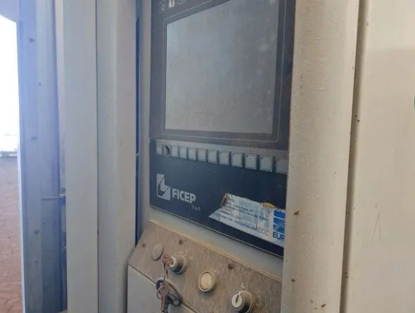 4#8400 Macchine per la lavorazione del ferro