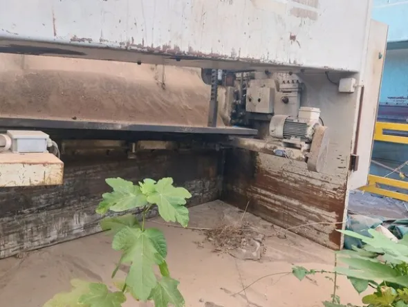 4#8400 Macchine per la lavorazione del ferro