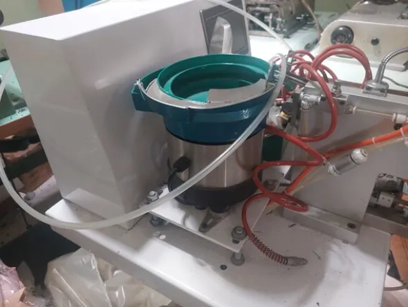1#8463 Macchine per la lavorazione di calzature
