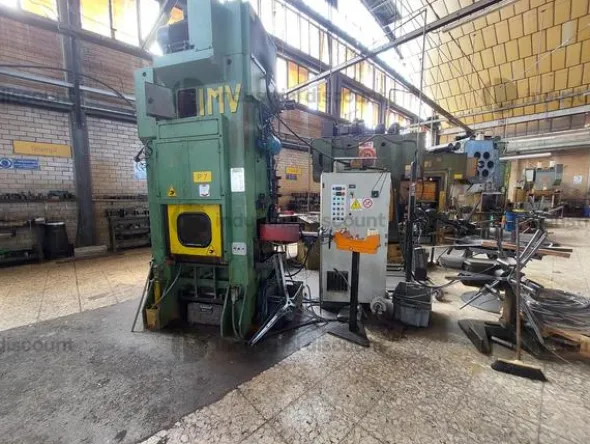 3#10213 Macchine Presse