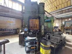 3#10213 Macchine Presse