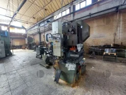 3#10213 Macchine Presse