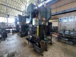 3#10213 Macchine Presse