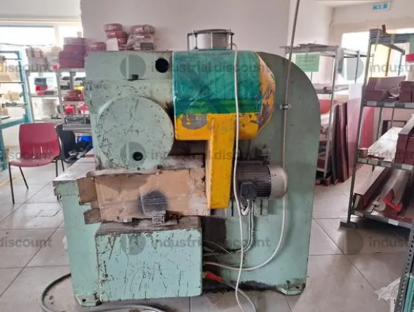 1#9939 Macchine utensili e attrezzatura per officina