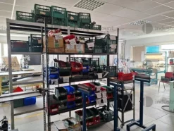 1#9939 Macchine utensili e attrezzatura per officina