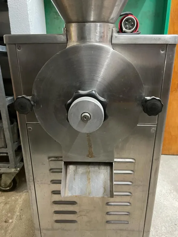 Macinasale per lavorazione carni