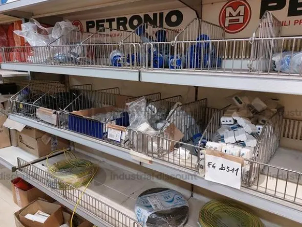 1#9245 Magazzini materiale idraulico e termoidraulico