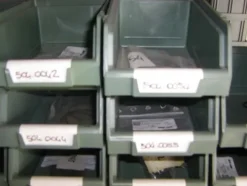 13#4997 Magazzino componenti e ricambi macchine utensili