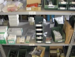 13#4997 Magazzino componenti e ricambi macchine utensili