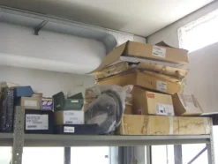 13#4997 Magazzino componenti e ricambi macchine utensili