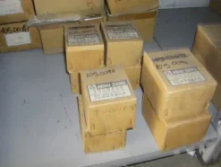13#4997 Magazzino componenti e ricambi macchine utensili
