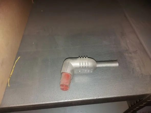 2#7887 Magazzino di materiale elettrico