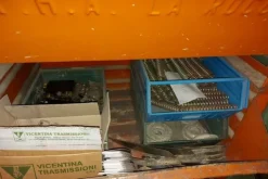 1#5619 Magazzino di materie prime e semilavorati