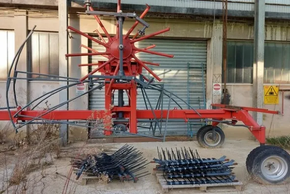 1#5619 Magazzino di materie prime e semilavorati