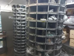 1#6295 Magazzino di ricambi auto