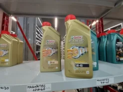 2#5256 Magazzino di ricambi e accessori per autorimessa
