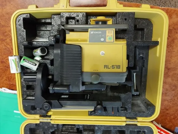 3#8080 Magazzino e materiale per impianti elettrici