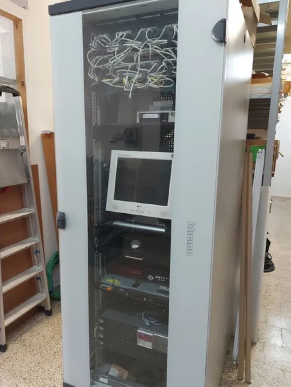 3#8080 Magazzino e materiale per impianti elettrici