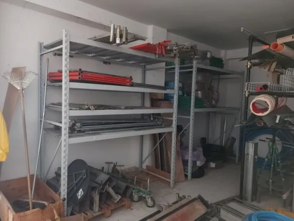 3#8080 Magazzino e materiale per impianti elettrici