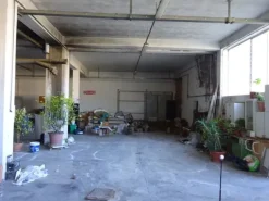 #7034 Magazzino/laboratorio di 432 mq