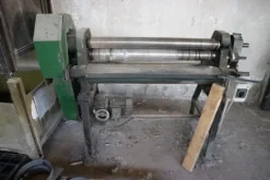 90#70720 Magazzino materie prime e macchinari per caminetti