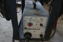 90#70720 Magazzino materie prime e macchinari per caminetti