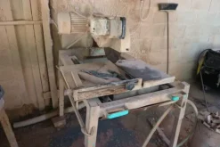 90#70720 Magazzino materie prime e macchinari per caminetti