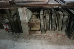 90#70720 Magazzino materie prime e macchinari per caminetti
