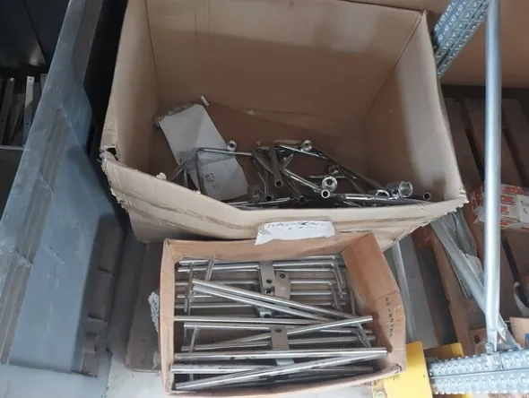 1#7959 Magazzino materie prime, semilavorati e merci