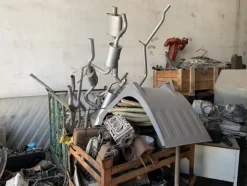 2#6948 Magazzino ricambi e scaffalature