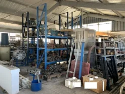 2#6948 Magazzino ricambi e scaffalature