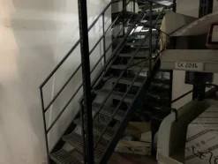 2#6948 Magazzino ricambi e scaffalature