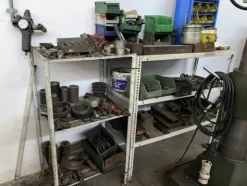 2#6948 Magazzino ricambi e scaffalature