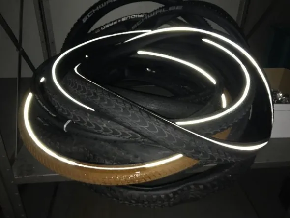 5#5221 Magazzino ricambi per biciclette