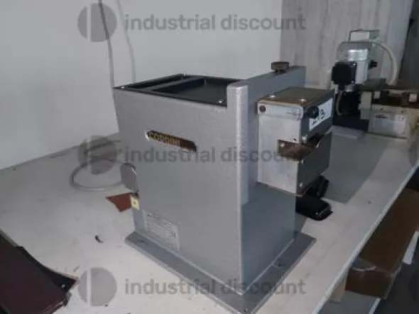 1000#8883 Magazzino rotativo verticale Modula, attrezzature per la confezione e magazzino di pellami e tessuti