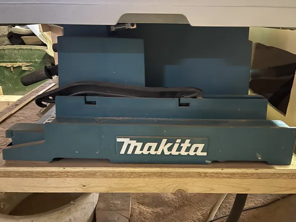 MAKITA 2704N SEGA CIRCOLARE USATA POCHISSIMO
