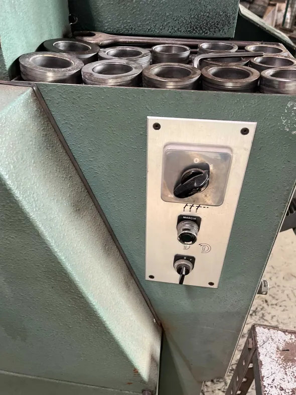 MA MECC P54P Fresatrice automatica