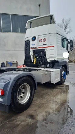 MAN 440
