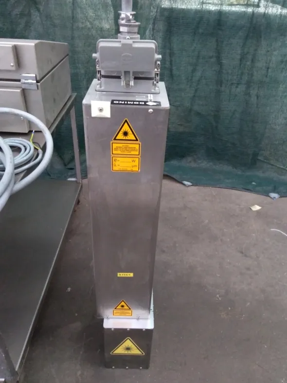 MARCATORE CODIFICATORE LASER – DOMINO (COD-4)