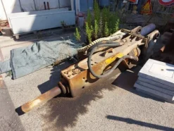 25#5562 Martellone per escavatore New Holland