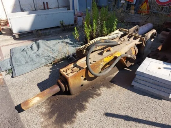 25#5562 Martellone per escavatore New Holland
